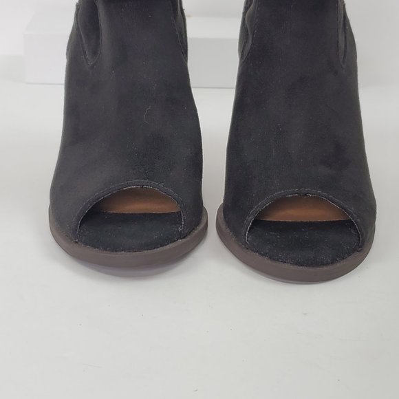 POP Black Faux Suede Stacked Look Heel Shawnee Peep Toe Ankle Bootie Size 5M - Picture 6 of 12
